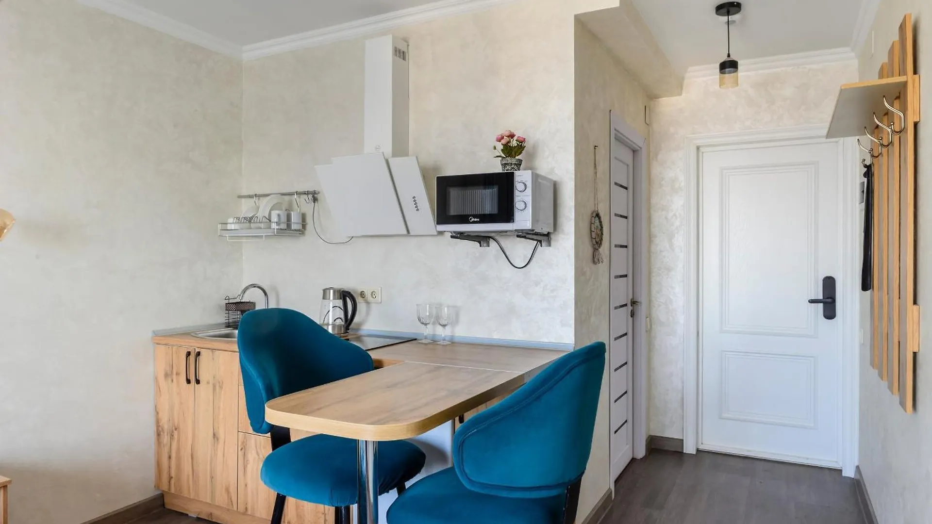 101 Арбат Центр Идеально Для Туризма И Деловых Командировок Мoon Apartments Almaty 0*,  Kasakhstan